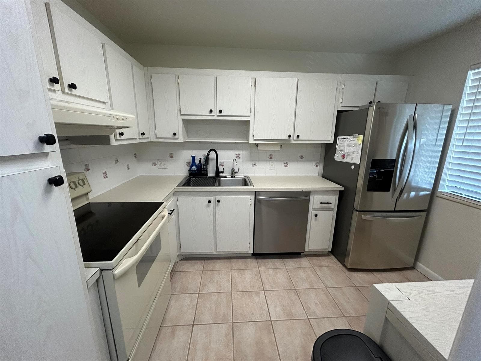 4489 Luxemburg Court, FL 33467 photo 2