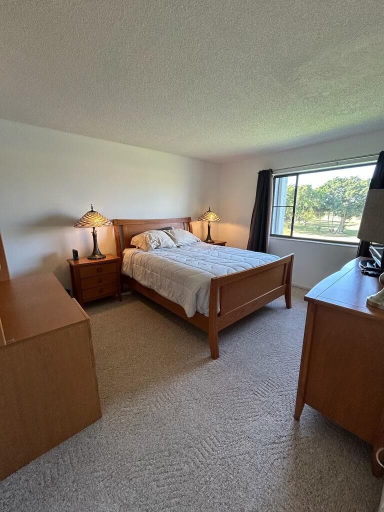4489 Luxemburg Court, FL 33467 photo 4
