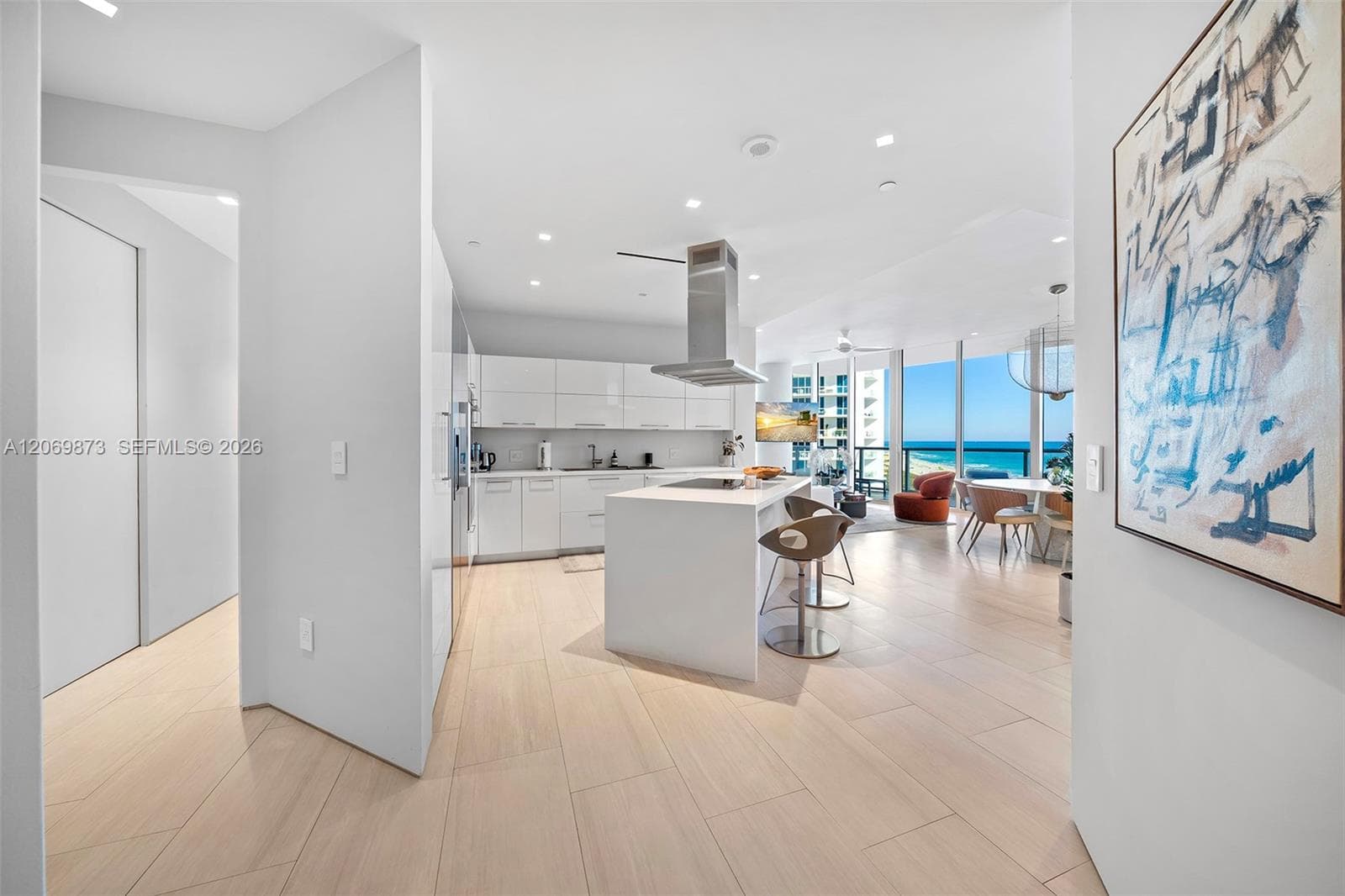 100 S Pointe Dr # 1409, Miami Beach, FL 33139 photo 2