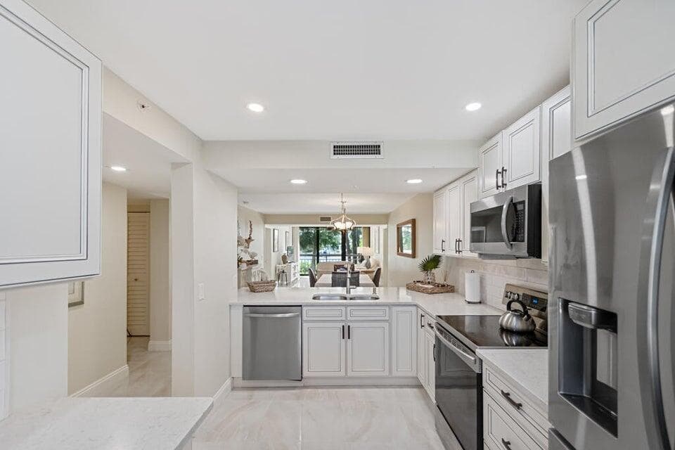 2101 Marina Isle Way # 203, Jupiter, FL 33477 photo 3