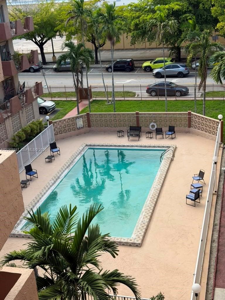 1630 W 46th St # 504C, Hialeah, FL 33012