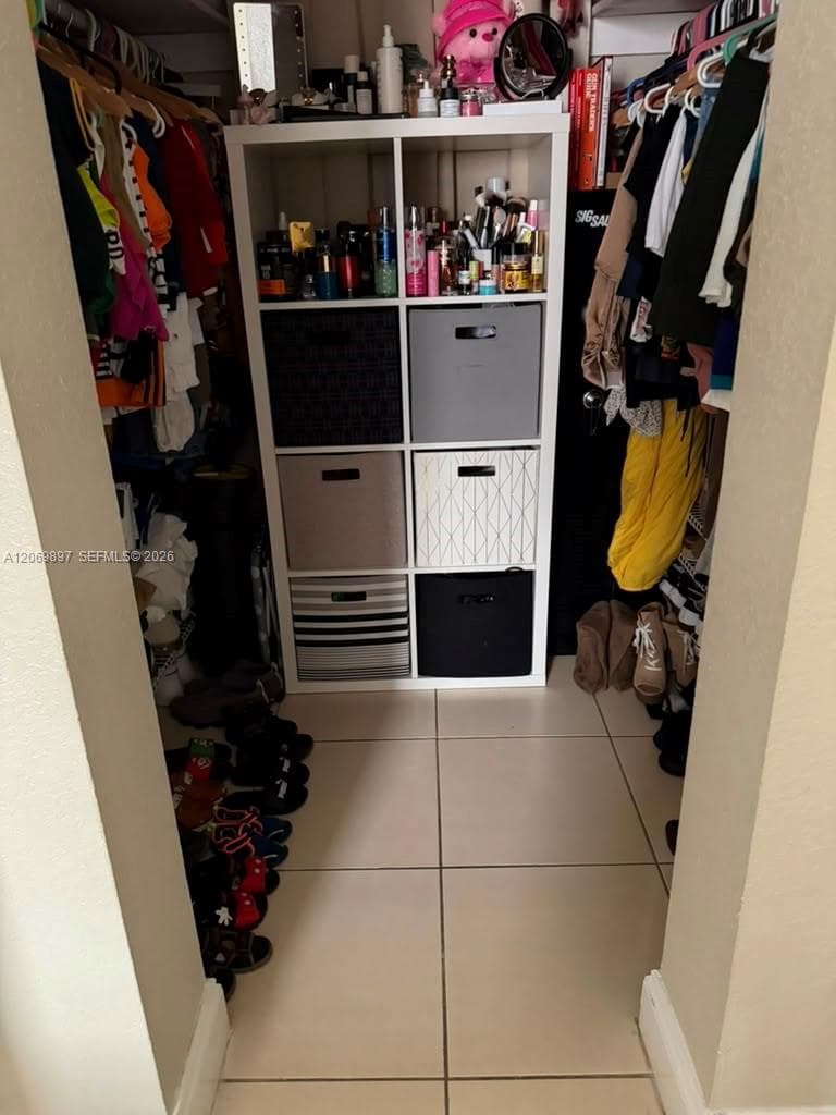 1630 W 46th St # 504C, Hialeah, FL 33012 photo 4