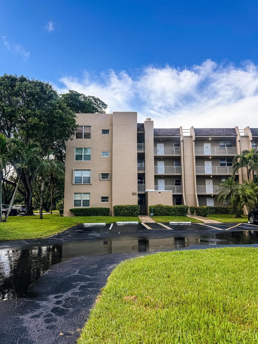 9460 Tangerine Place # 207, Davie, FL 33324 photo 2