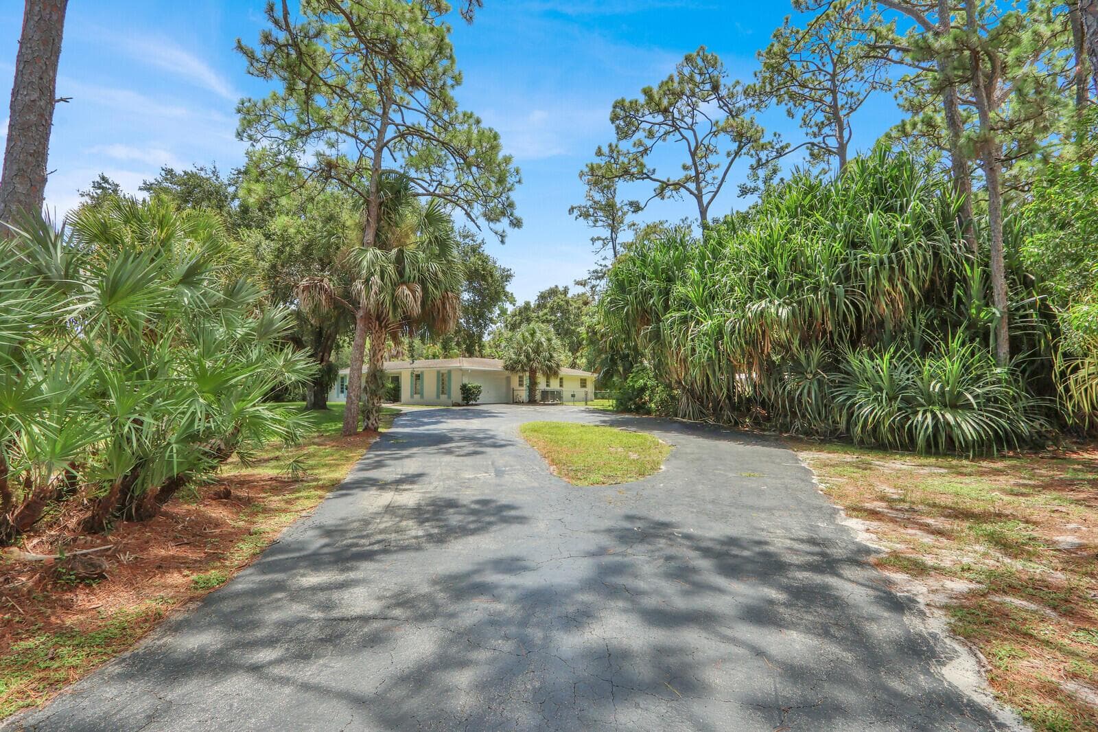 6466 Via Townsend, West Palm Beach, FL 33415 photo 2