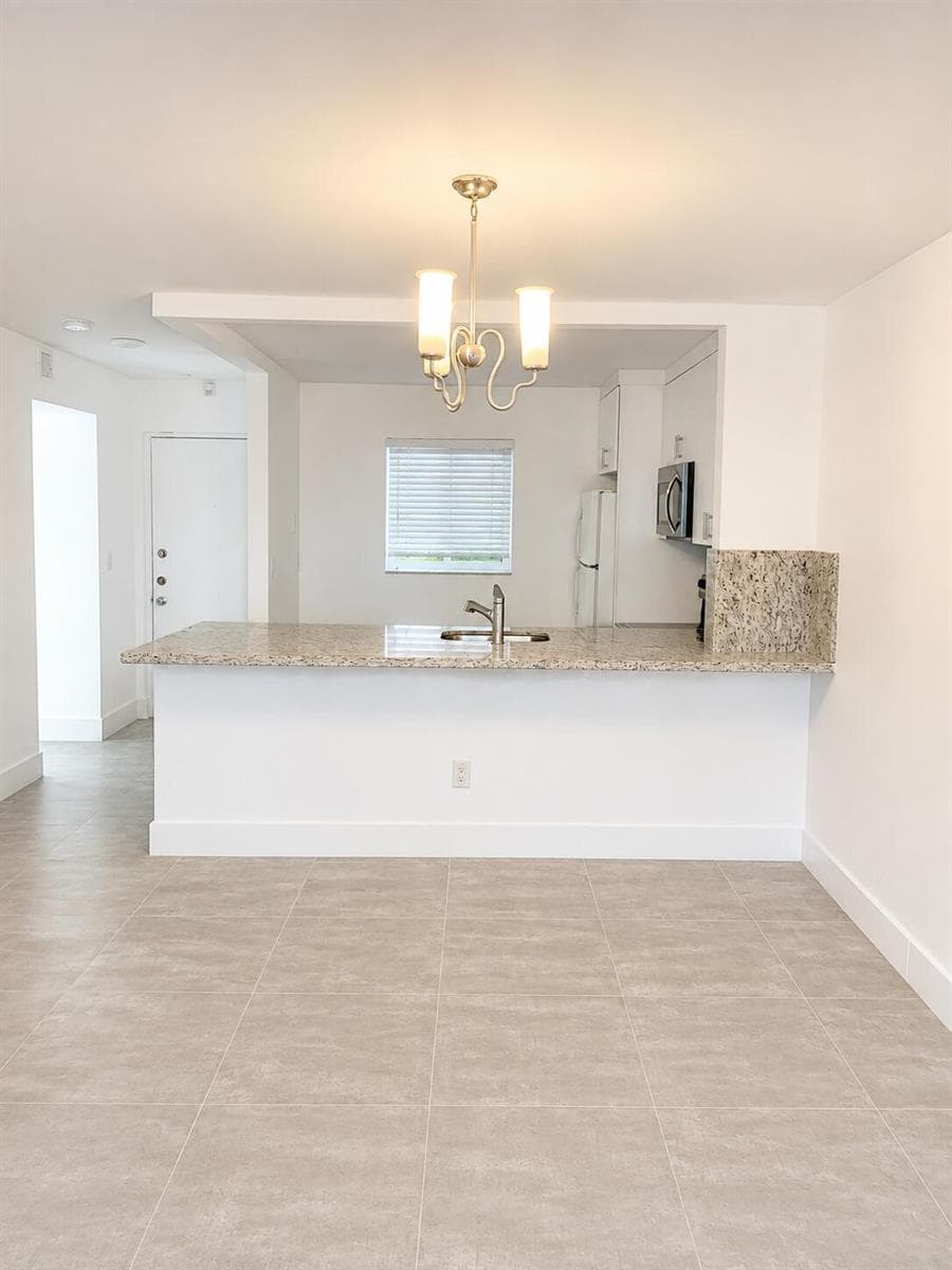 7915 Camino Real # Apt N416, Miami, FL 33143 photo 3