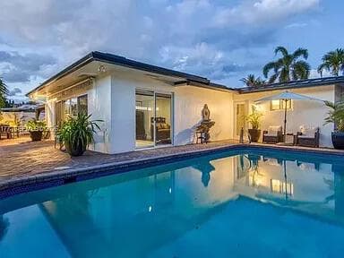 2125 NE 17TH Terrace, Wilton Manors, FL 33305 photo 3