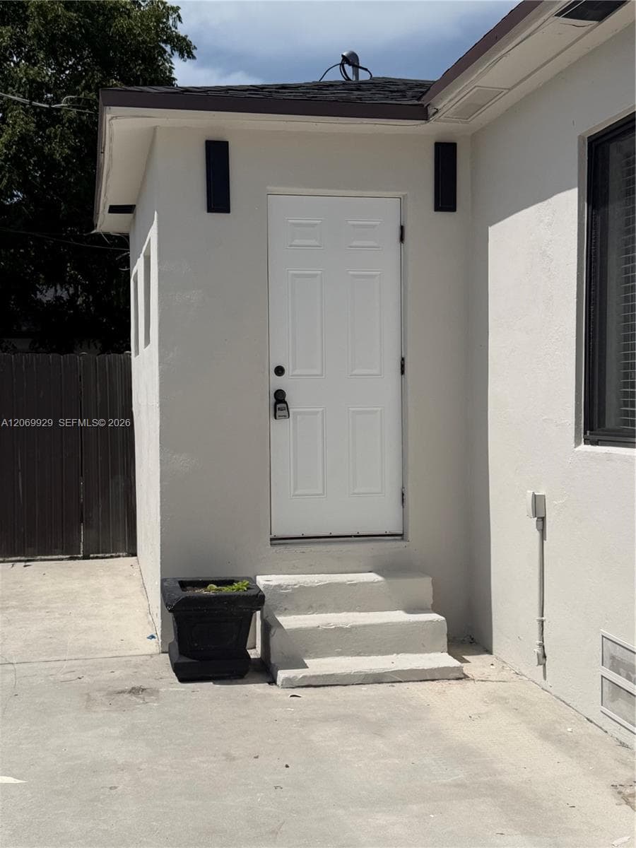 107 W Pembroke Rd # 0, Hallandale Beach, FL 33009 photo 3