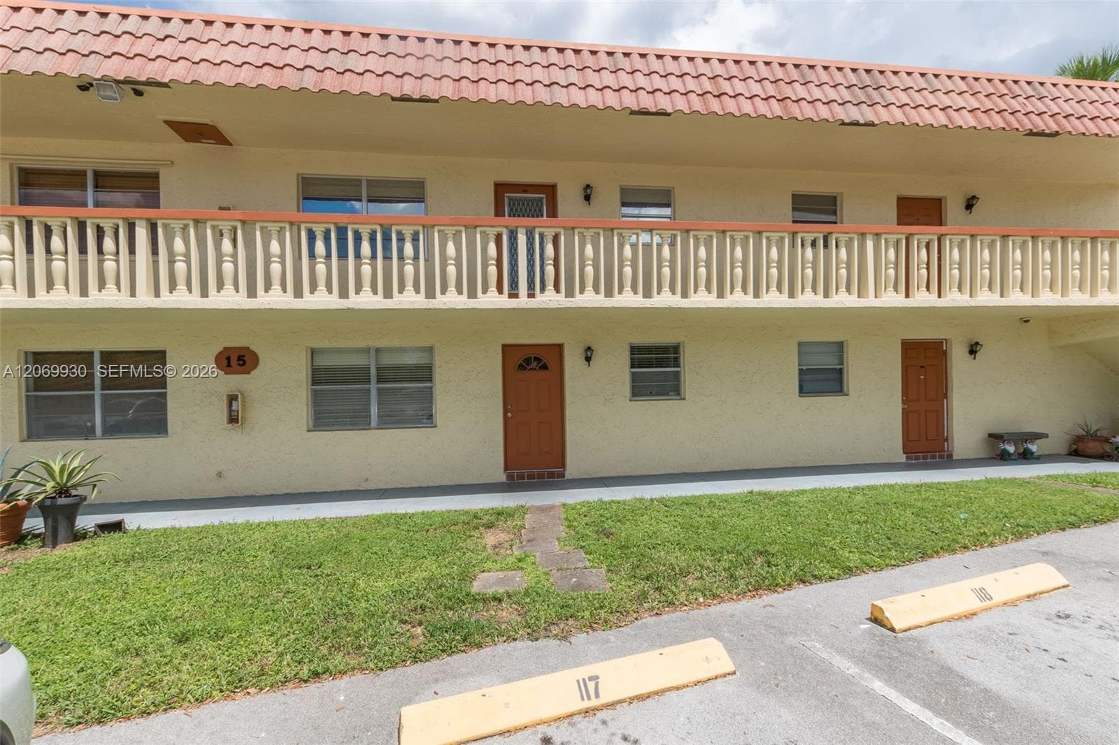 3777 NW 78th Ave # 15C, Davie, FL 33024