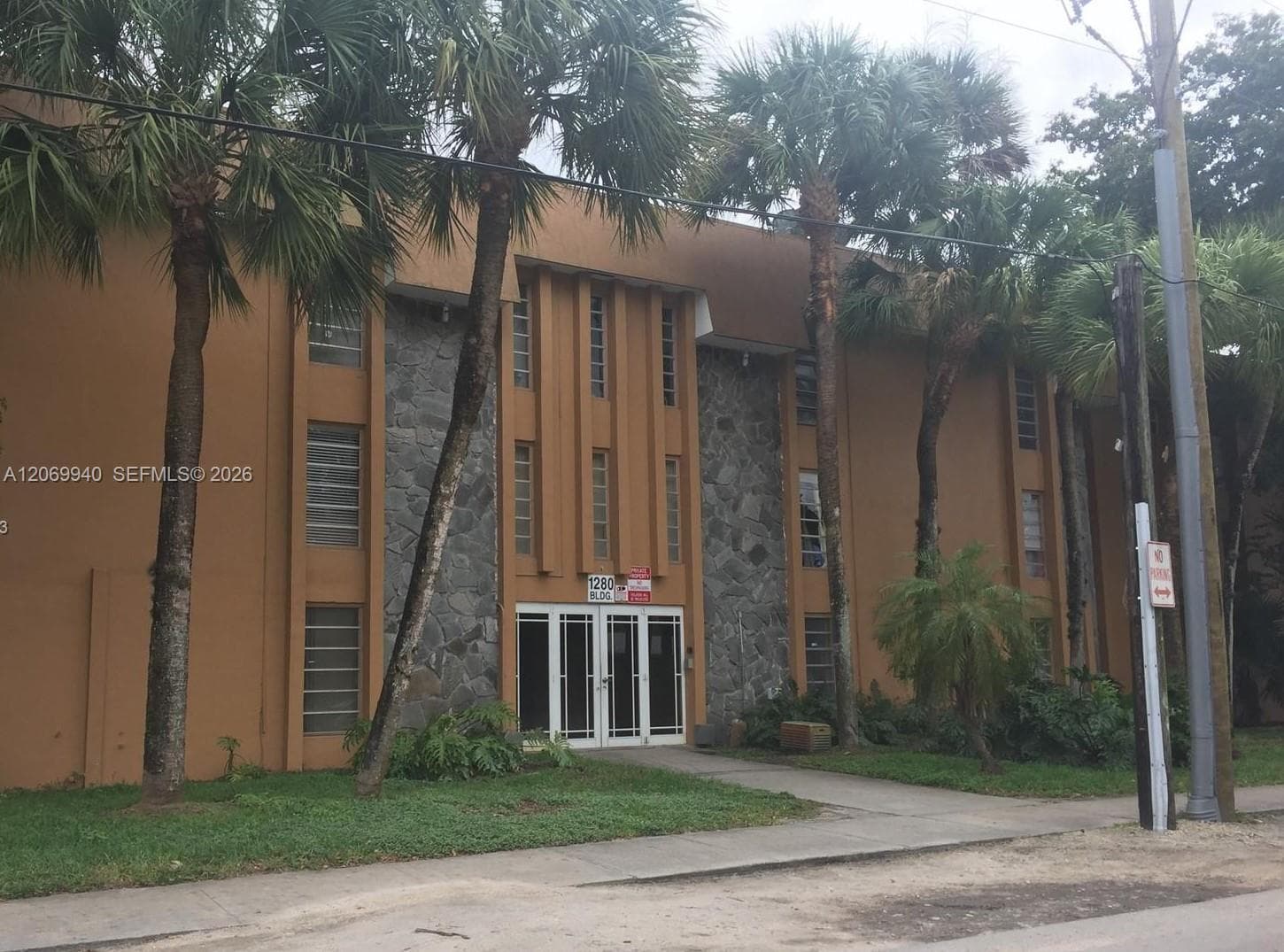 1230 W 54th St # 226A, Hialeah, FL 33012