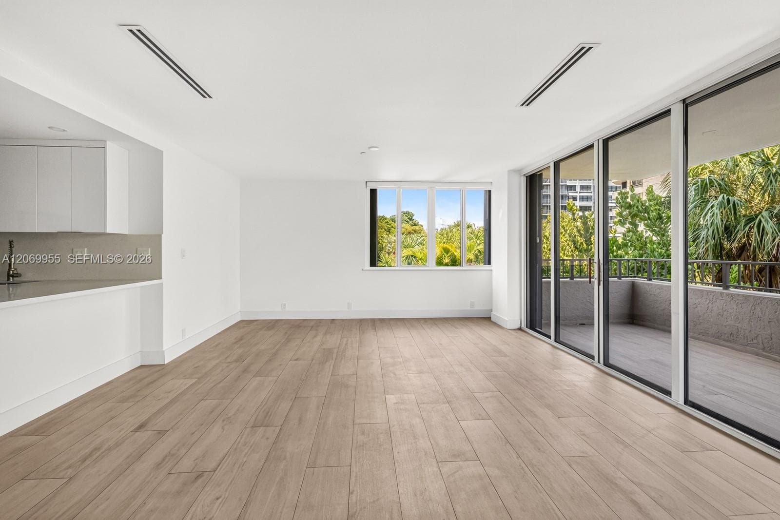 251 Crandon Blvd # 210, Key Biscayne, FL 33149 photo 3