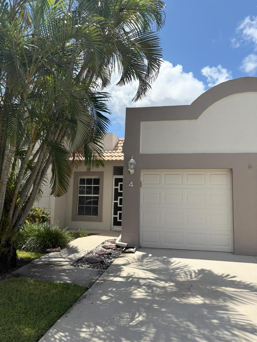 9110 Fairbanks Lane # 4, Boca Raton, FL 33496