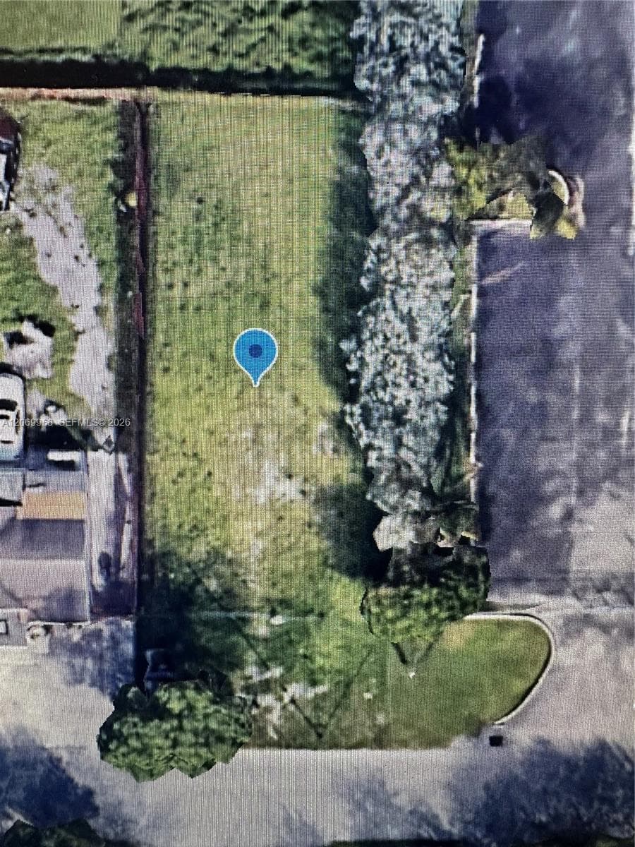 325 NW 4th St, Pompano Beach, FL 33060 photo 3