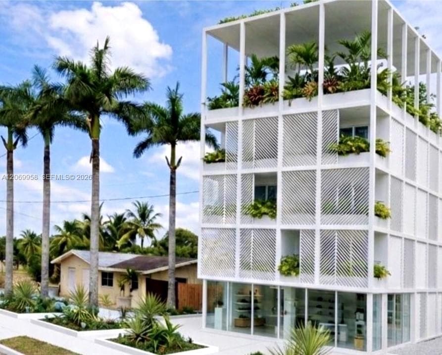 325 NW 4th St, Pompano Beach, FL 33060 photo 4