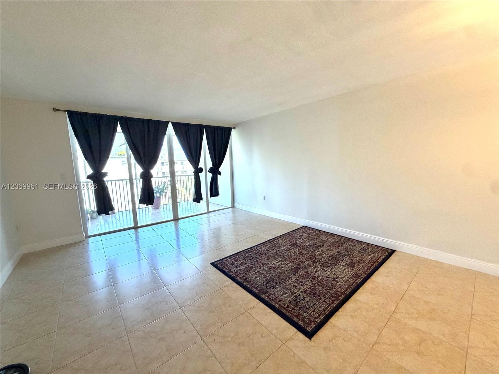 1660 NE 191st St # 406-1, Miami, FL 33179 photo 5