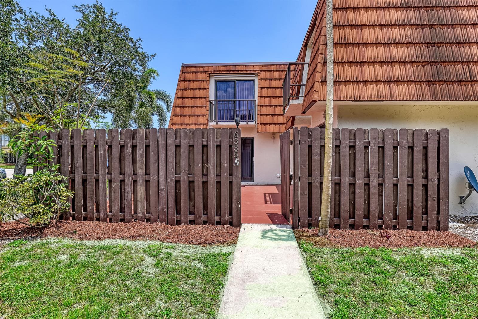 6335 Red Pine Lane # A, FL 33415
