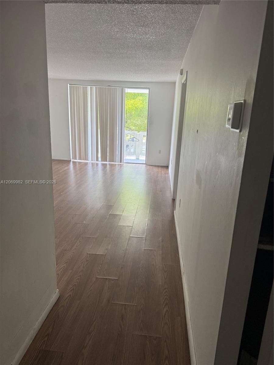 15600 NW 7th Ave # 301-1, Miami, FL 33169