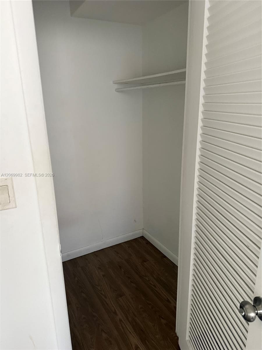 15600 NW 7th Ave # 301-1, Miami, FL 33169 photo 4