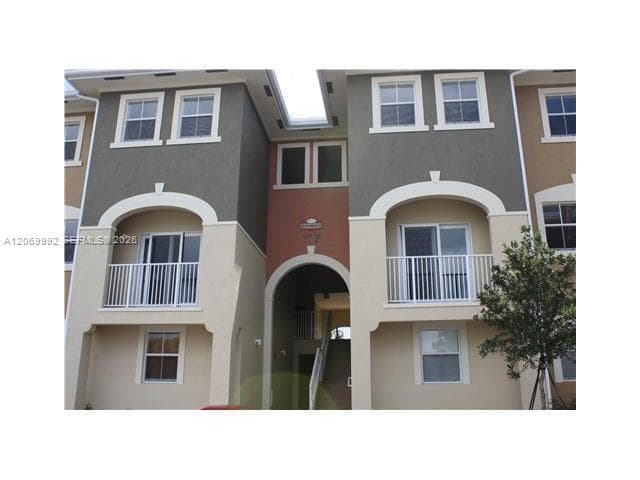 10870 NW 88 Terrace # 208, Doral, FL 33178