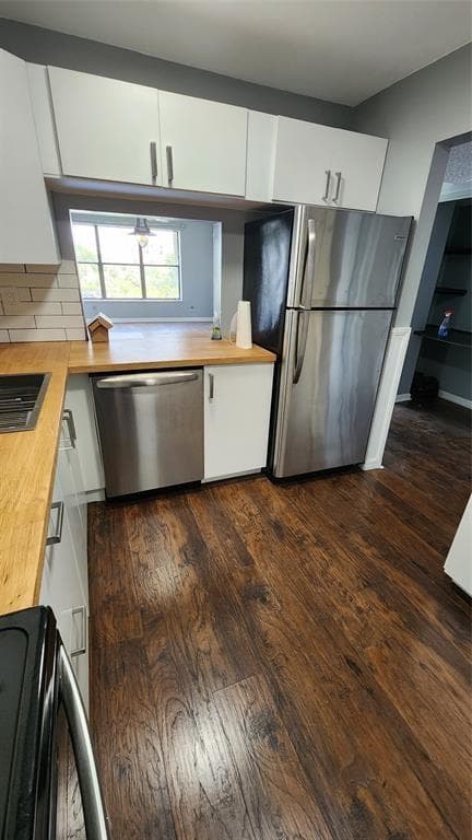 2320 S CYPRESS BEND Drive # 401, Pompano Beach, FL 33069