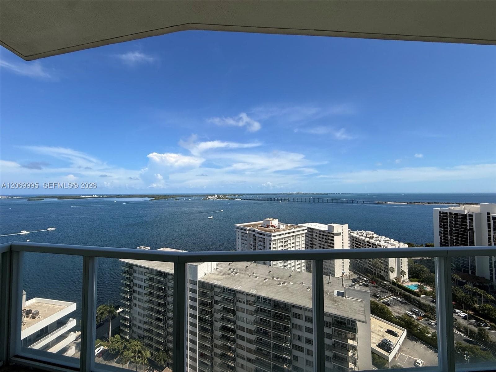218 SE 14th St # TS107, Miami, FL 33131 photo 4