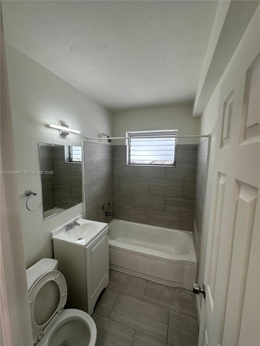 1225 Normandy Dr # 8, Miami Beach, FL 33141 photo 4