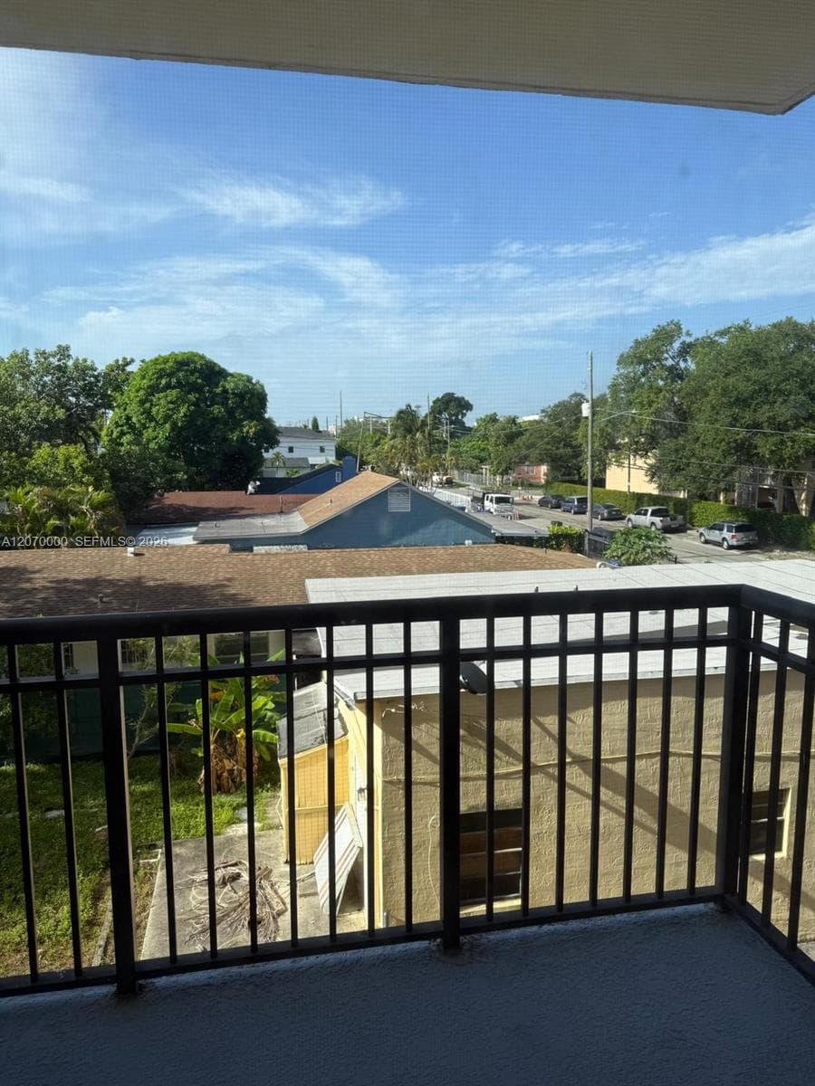 2647 NW 25th Ave # 210, Miami, FL 33142 photo 5