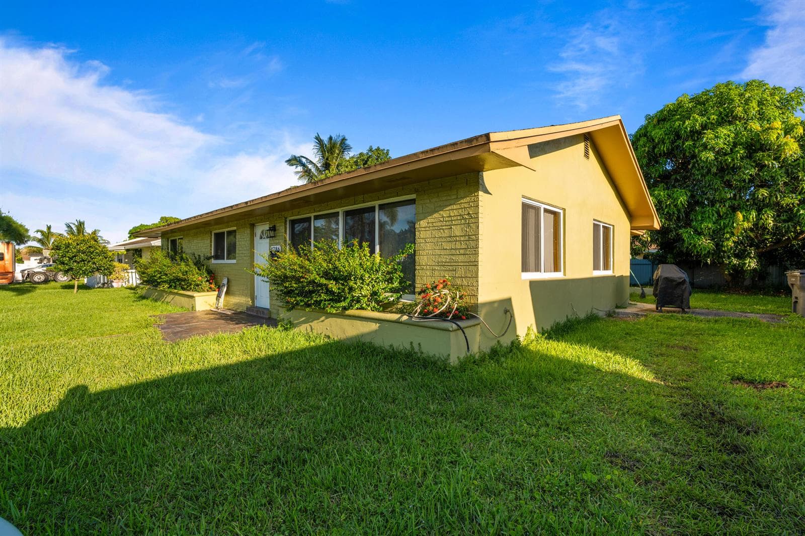 4786 Pine Cone Lane, West Palm Beach, FL 33417 photo 4