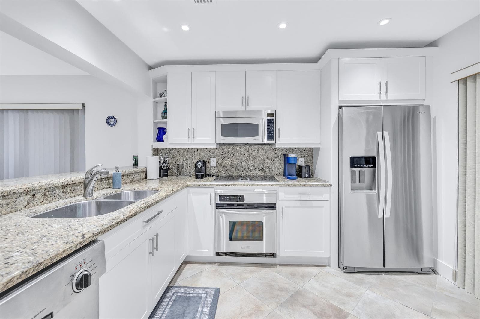 351 Club Circle # 210, Boca Raton, FL 33487 photo 4