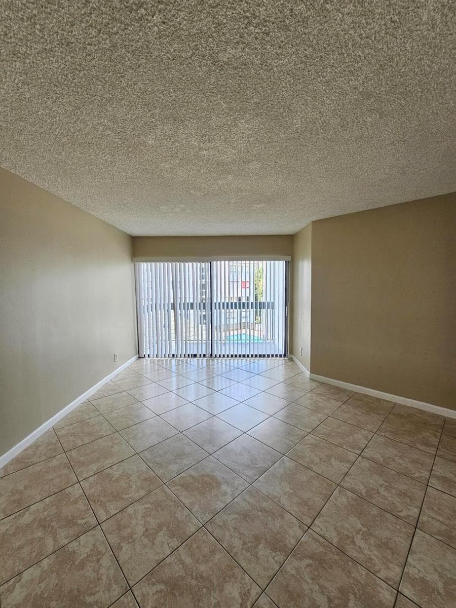 1850 N CONGRESS Avenue # 302, West Palm Beach, FL 33401 photo 2