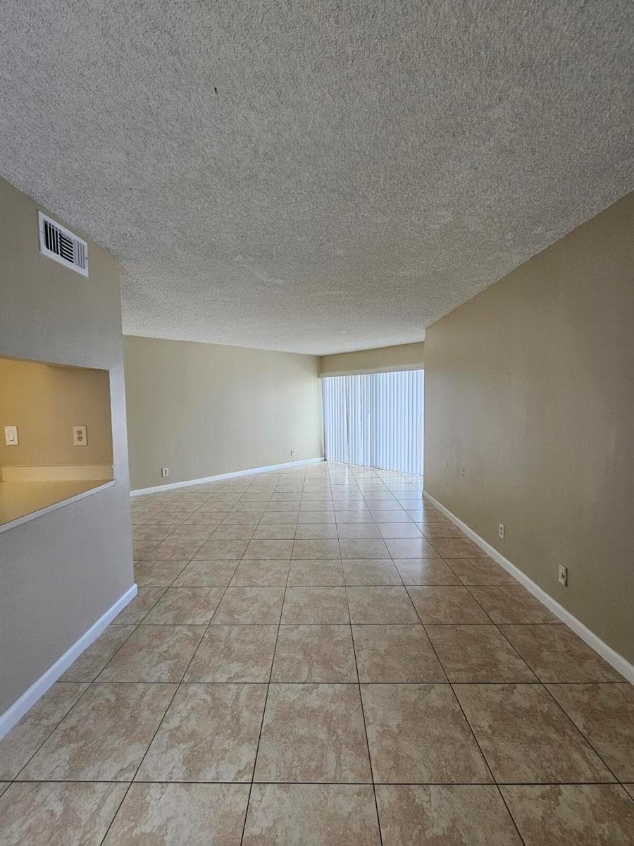 1850 N CONGRESS Avenue # 302, West Palm Beach, FL 33401