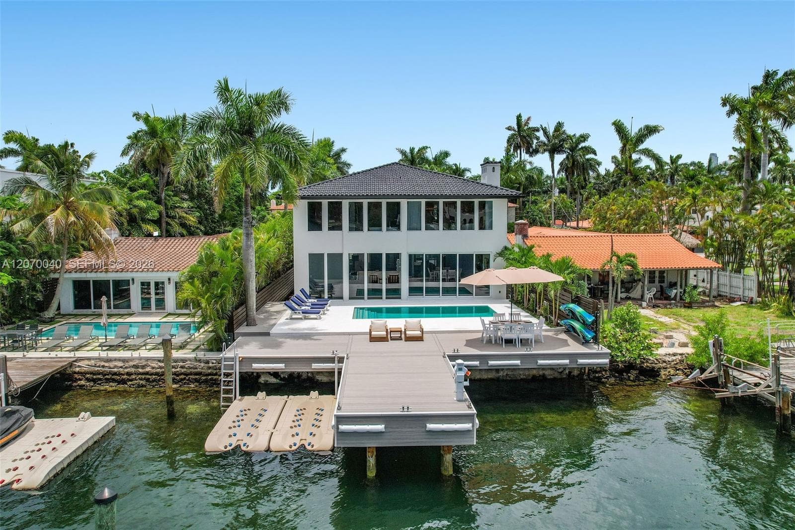 257 N Coconut Ln, Miami Beach, FL 33139 photo 4