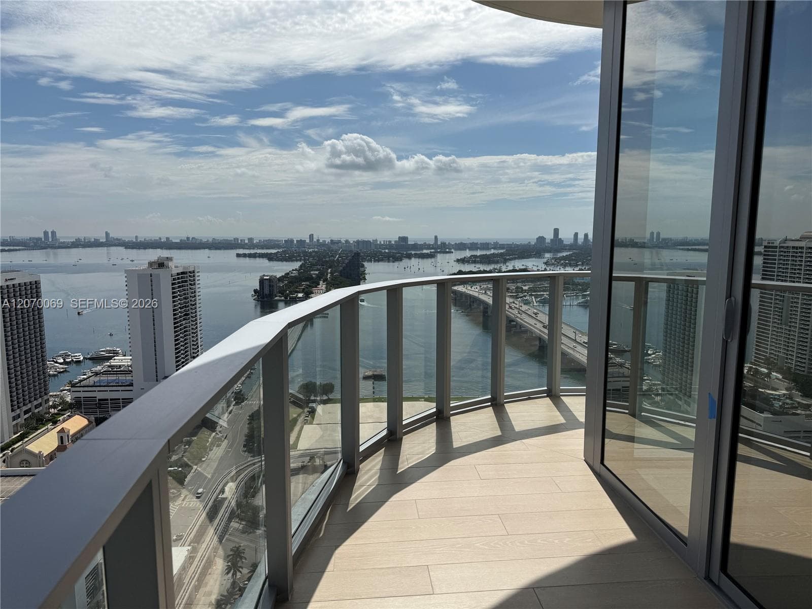 1400 Biscayne Blvd # 3506, Miami, FL 33132 photo 2
