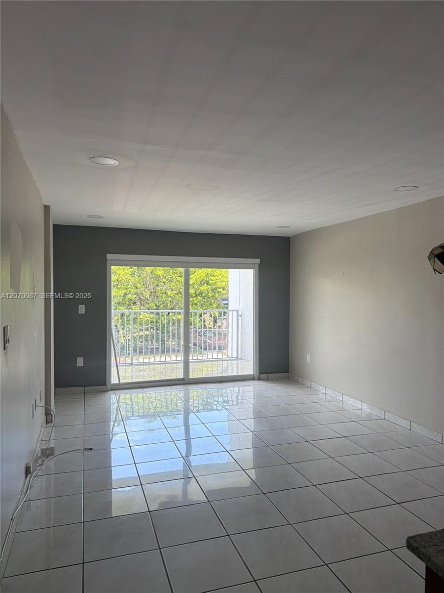 2530 SW 3rd Ave # 103, Miami, FL 33129 photo 3