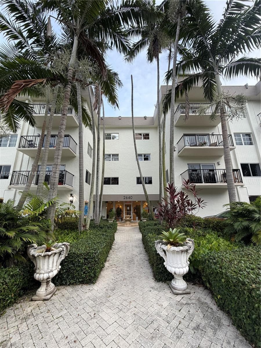 2640 NE 135th St # 202, North Miami, FL 33181