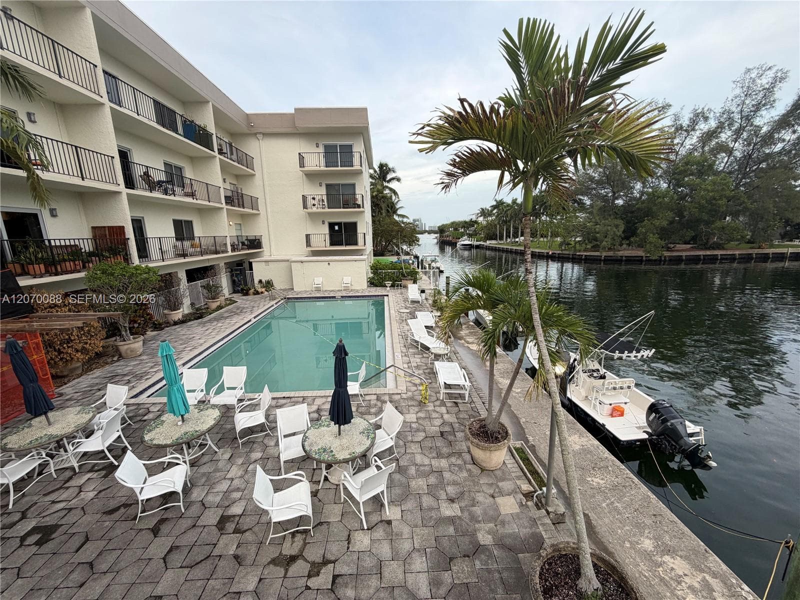 2640 NE 135th St # 202, North Miami, FL 33181 photo 5