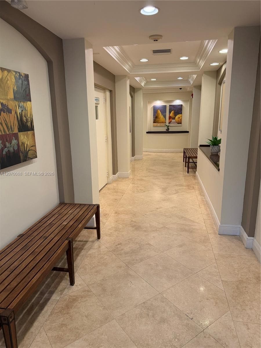2640 NE 135th St # 202, North Miami, FL 33181 photo 4