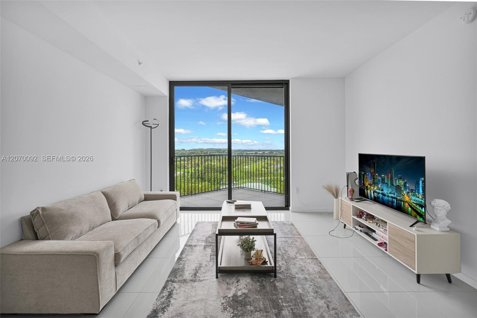 5300 Paseo Blvd # 1410, Doral, FL 33166 photo 2