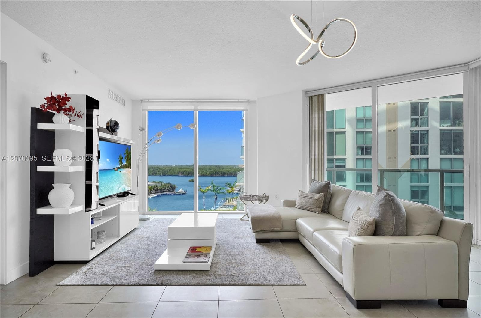 250 Sunny Isles Blvd # 3-904, Sunny Isles Beach, FL 33160 photo 2