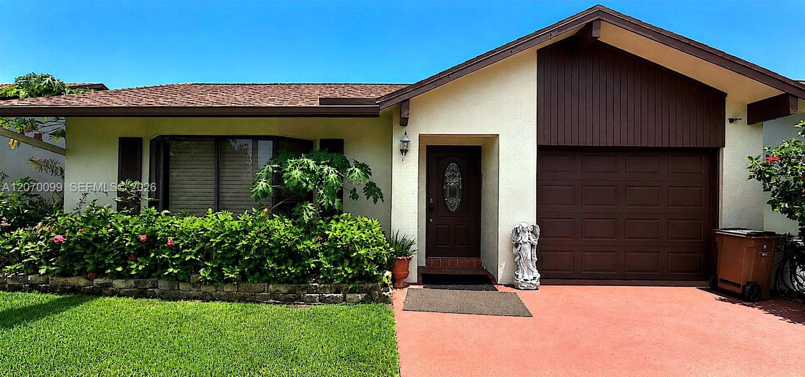1534 SW 22nd Way, Deerfield Beach, FL 33442 photo 2
