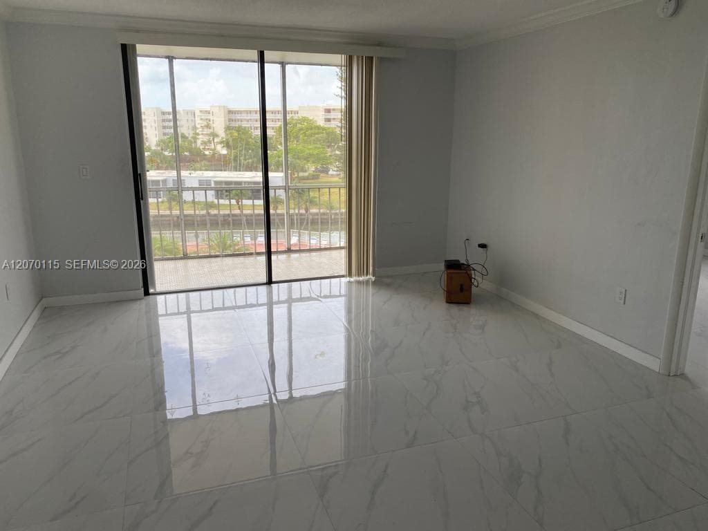 2859 Leonard Dr # G408, Aventura, FL 33160