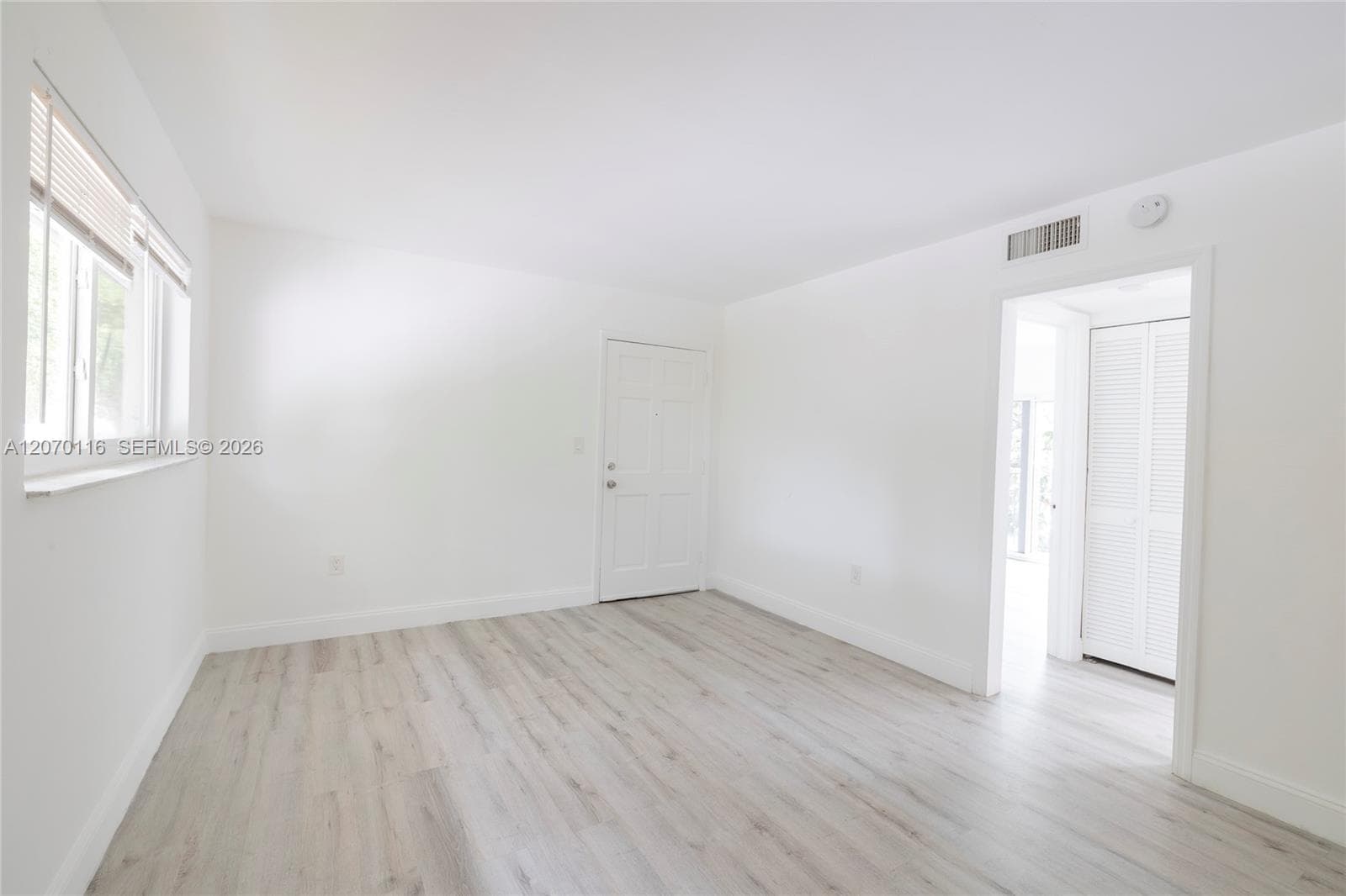 1091 SW 4th St # 2, Miami, FL 33130 photo 5