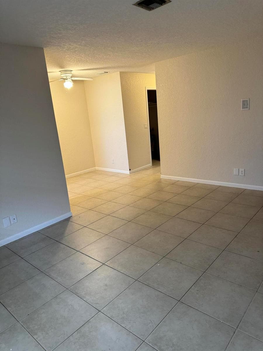 220 CROTON Avenue # 210, Lantana, FL 33462 photo 5