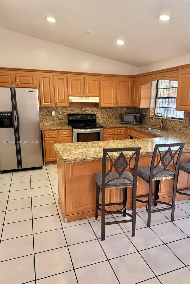 2219 SW 137th Pl, Miami, FL 33175 photo 3