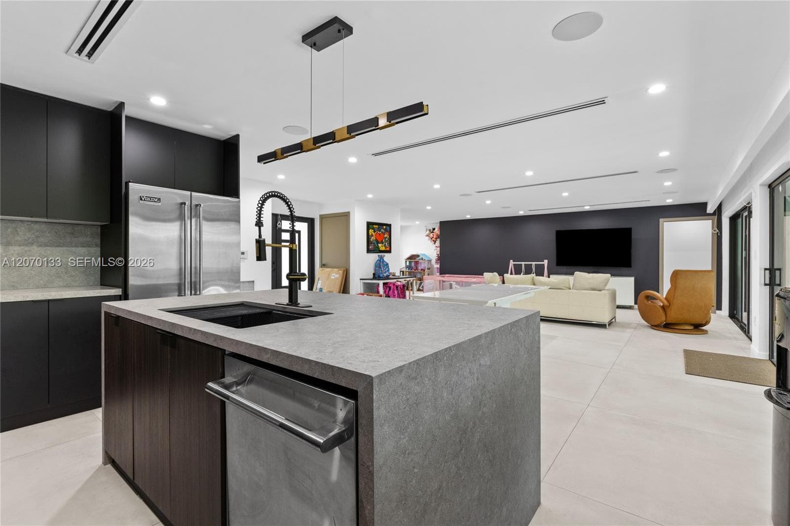 200 N 52nd Ave, Hollywood, FL 33021 photo 4