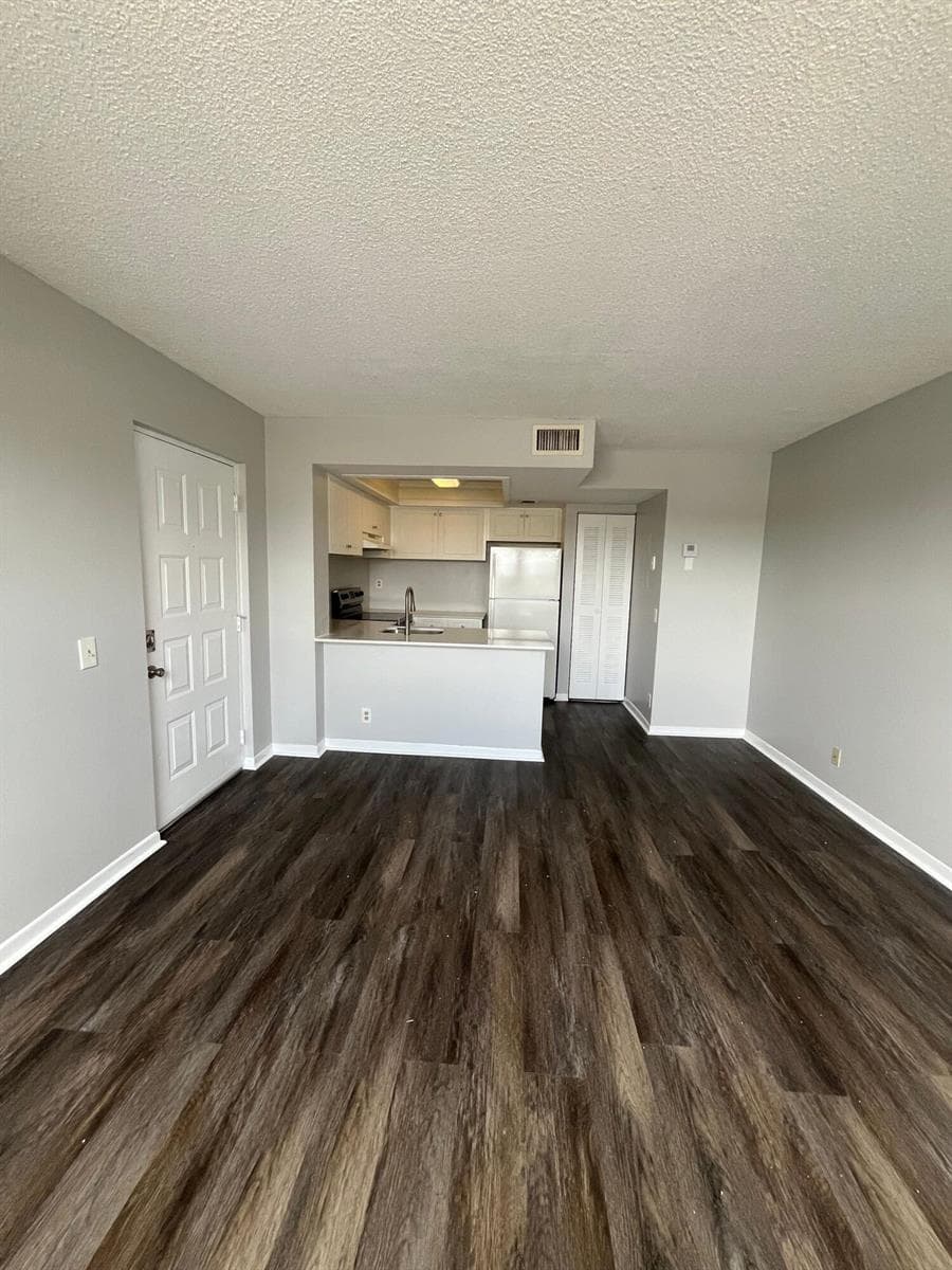728 Executive Center Drive # 21, West Palm Beach, FL 33401 photo 4