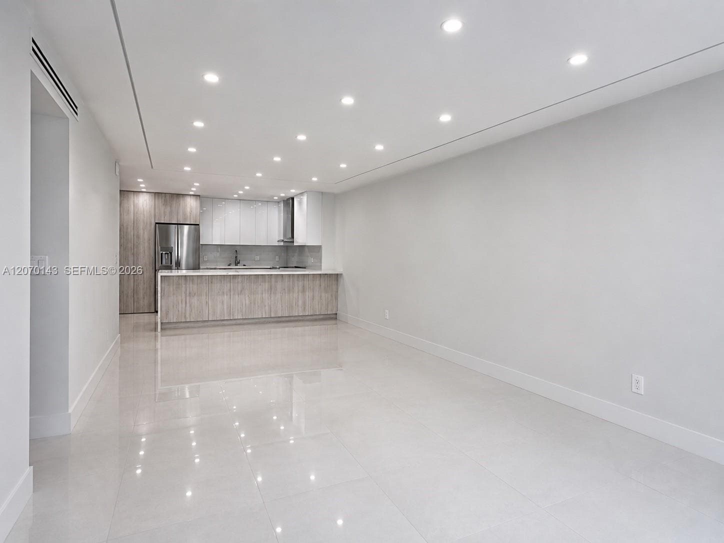 19390 Collins Ave # 908, Sunny Isles Beach, FL 33160 photo 5