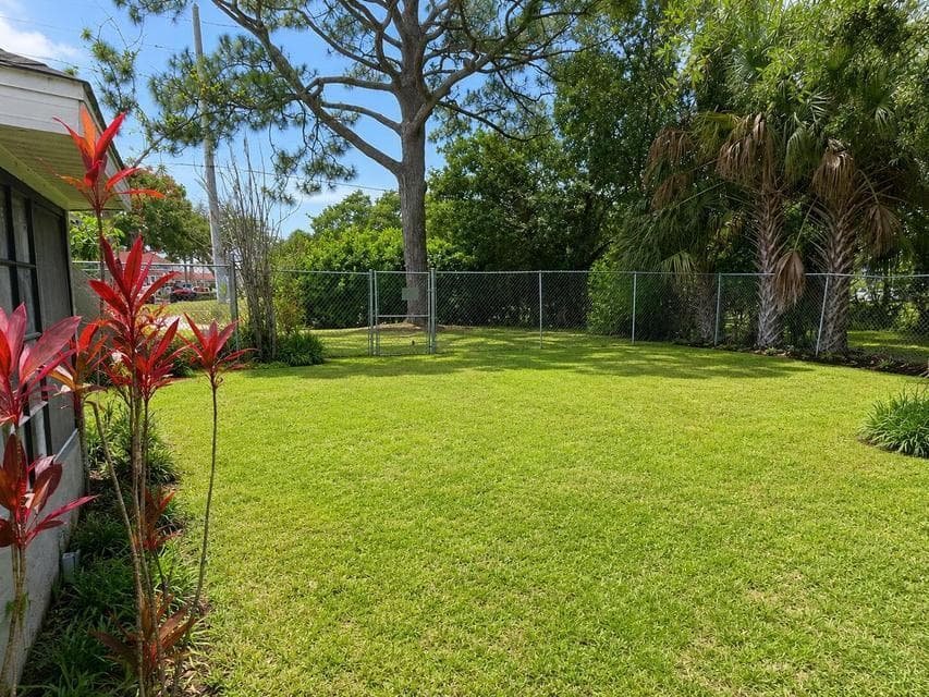 2411 SE MORNINGSIDE Boulevard, Port St. Lucie, FL 34952 photo 5