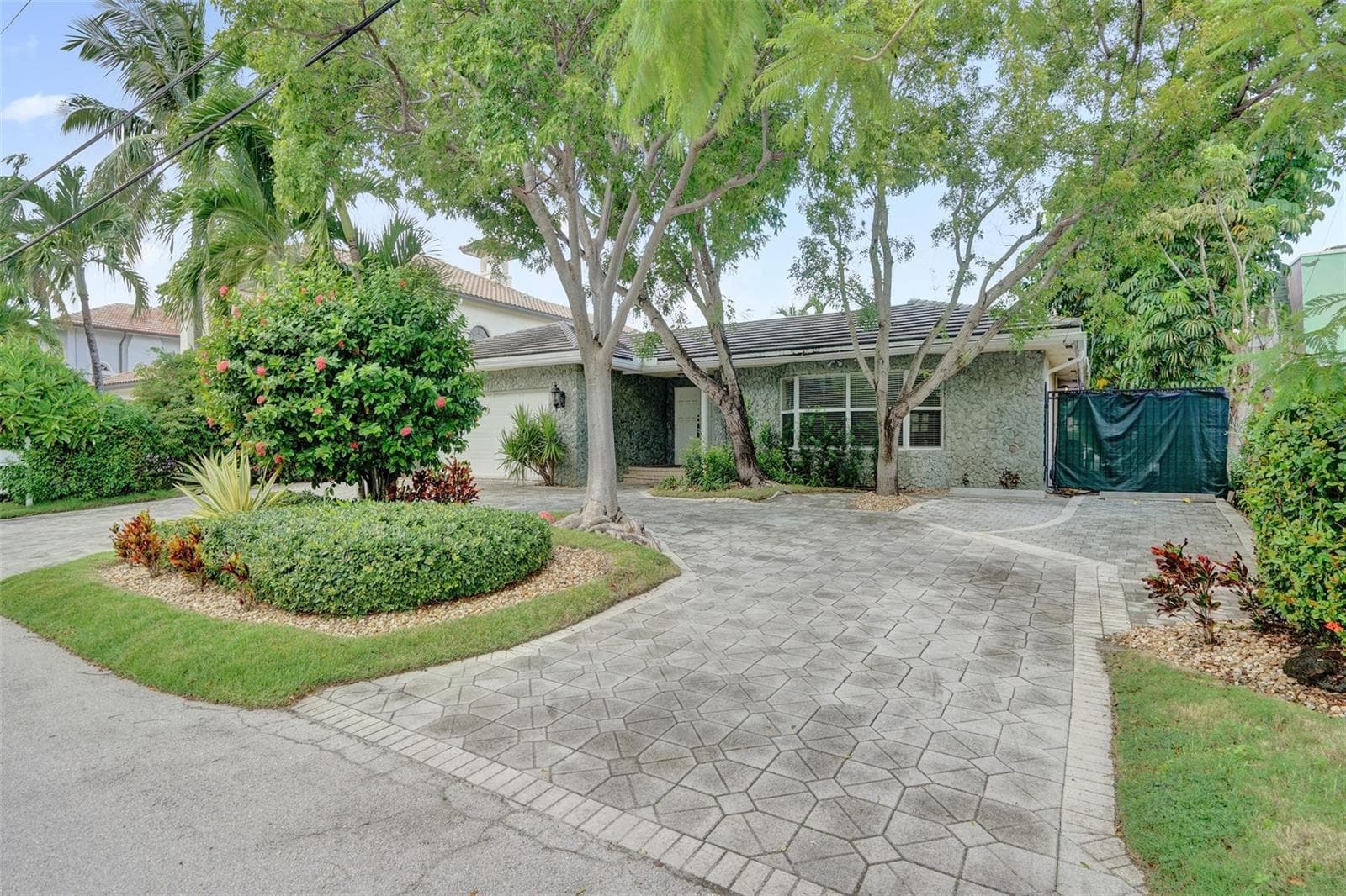 2427 Sea Island Drive, Fort Lauderdale, FL 33301 photo 4