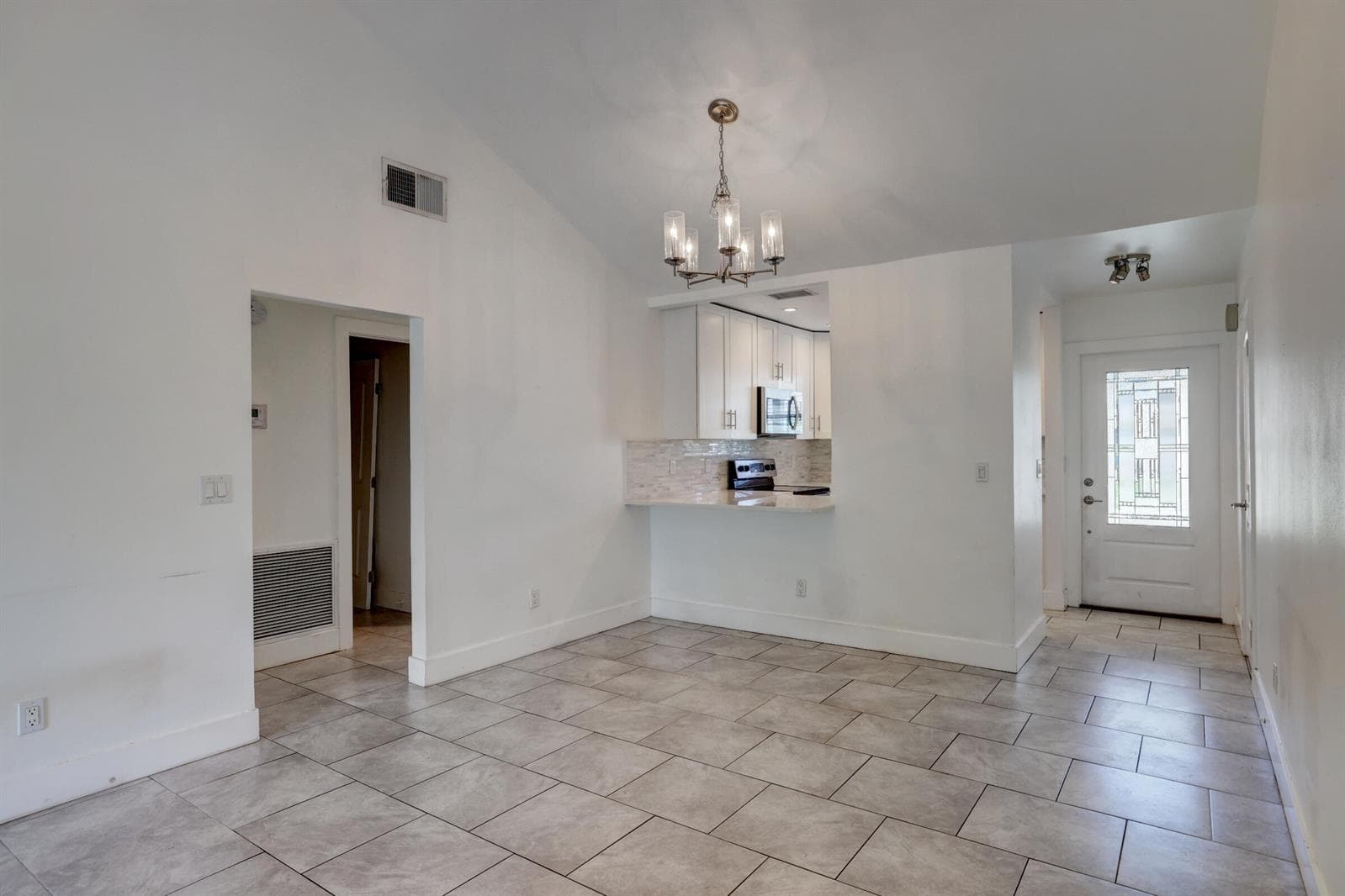 5770 SE WILSIE Drive, Stuart, FL 34997 photo 4