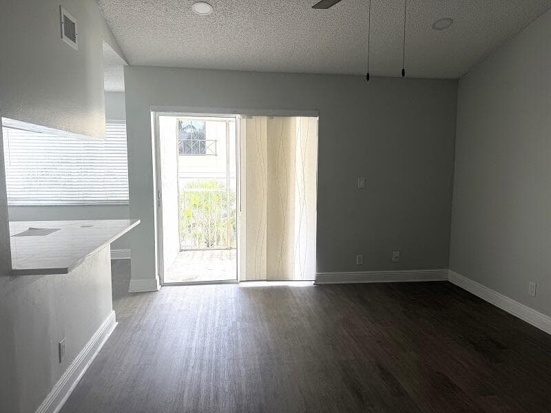 5612 ROCK ISLAND Road # 172, Tamarac, FL 33319 photo 3